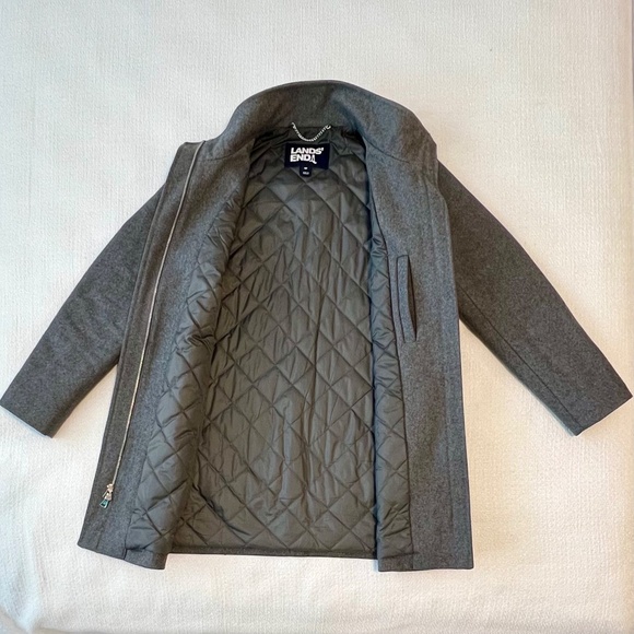 Lands' End Women's Insulated Wool Coat Grey Size 4 Petite - Picture 8 of 12